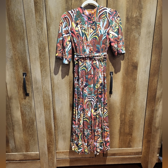 FARM RIO Fiesta Maxi Wrap Dress NWOT - XS - Picture 9 of 12